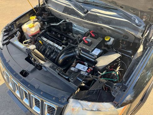 Used 2013 Jeep Compass 4WD image 22