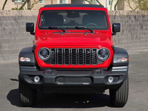 Used 2026 Jeep Wrangler Unlimited Sport AWD/4WD image 3