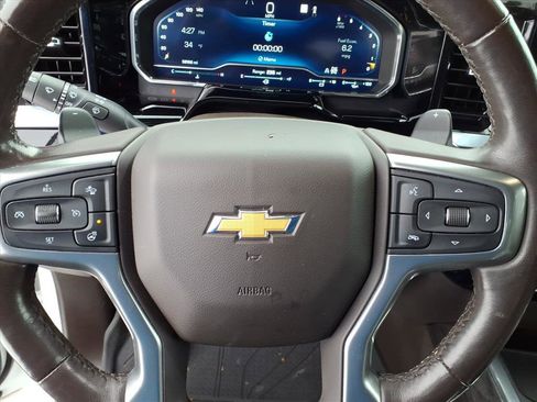 Certified 2022 Chevrolet Silverado 1500 LTZ w/ Z71 Off-Road Package image 10