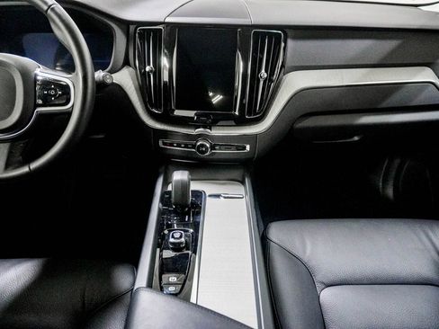 Used 2025 Volvo XC60 B5 Plus AWD/4WD image 22