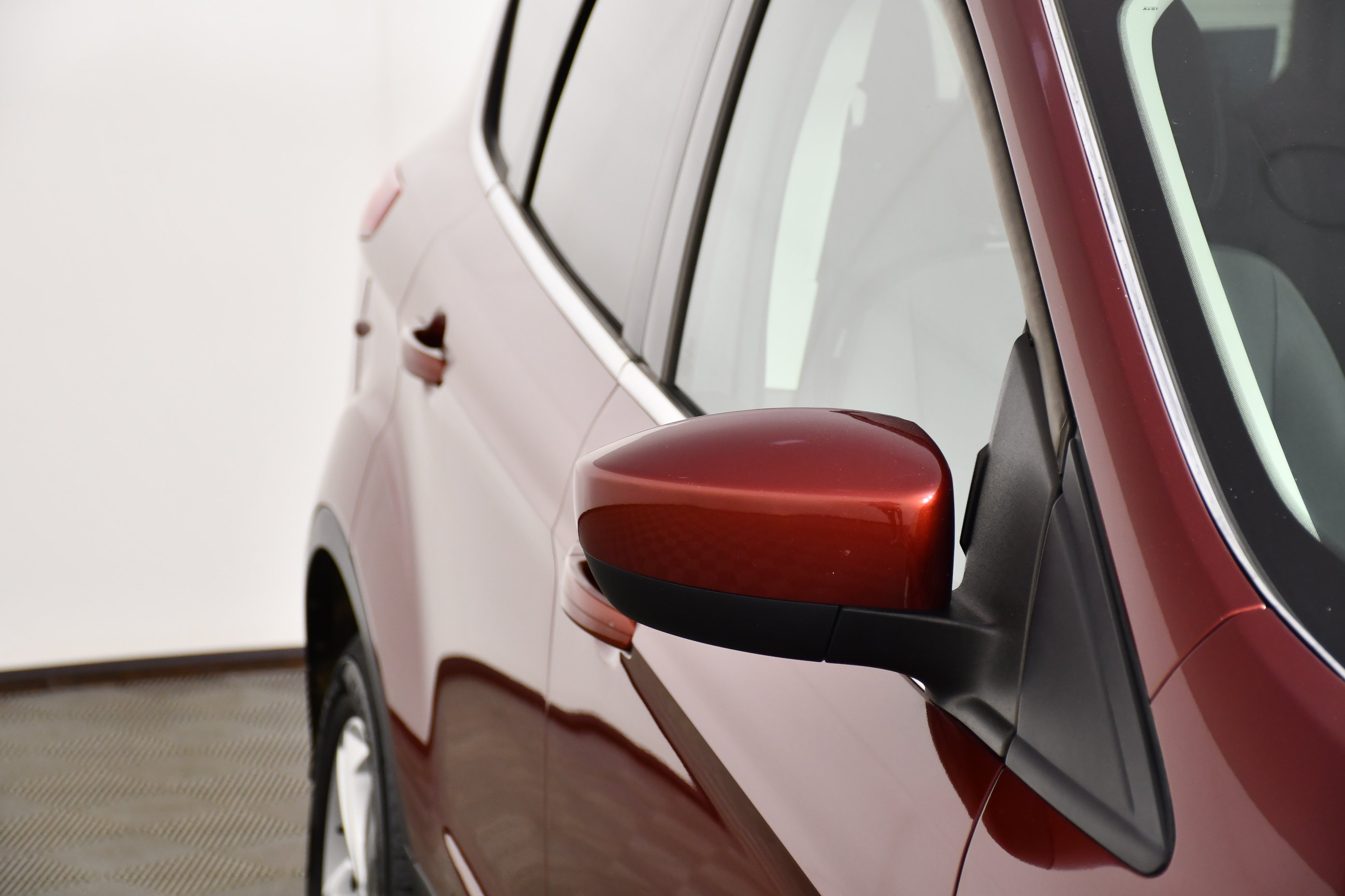 Used 2016 Ford Escape SE FWD image 14
