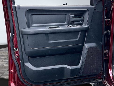 Used 2024 RAM 3500 Tradesman w/ Chrome Appearance Group image 24