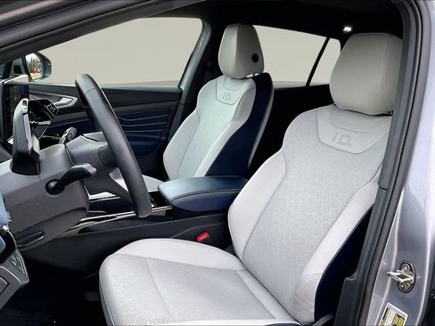 Used 2024 Volkswagen ID.4 S image 20