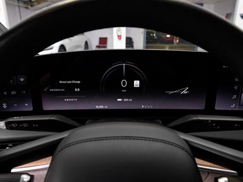 Used 2023 Lucid Air Touring AWD/4WD image 16