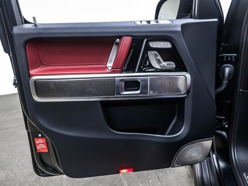 Used 2025 Mercedes-Benz G 550 image 21