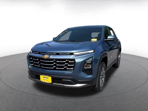 Used 2025 Chevrolet Equinox LT FWD image 6