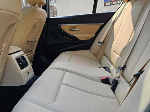 Used 2018 BMW 330i xDrive Sedan w/ Premium Package image 24