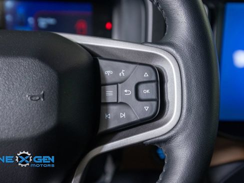 Used 2024 Ford Bronco Outer Banks AWD/4WD image 15