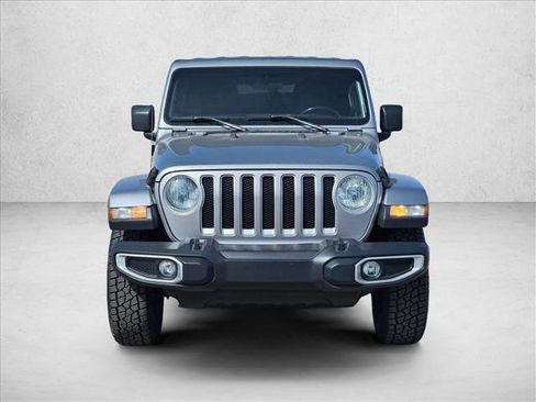 Used 2019 Jeep Wrangler Unlimited Sahara AWD/4WD image 2