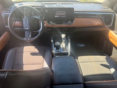 Certified 2024 GMC Canyon AT4 image 20