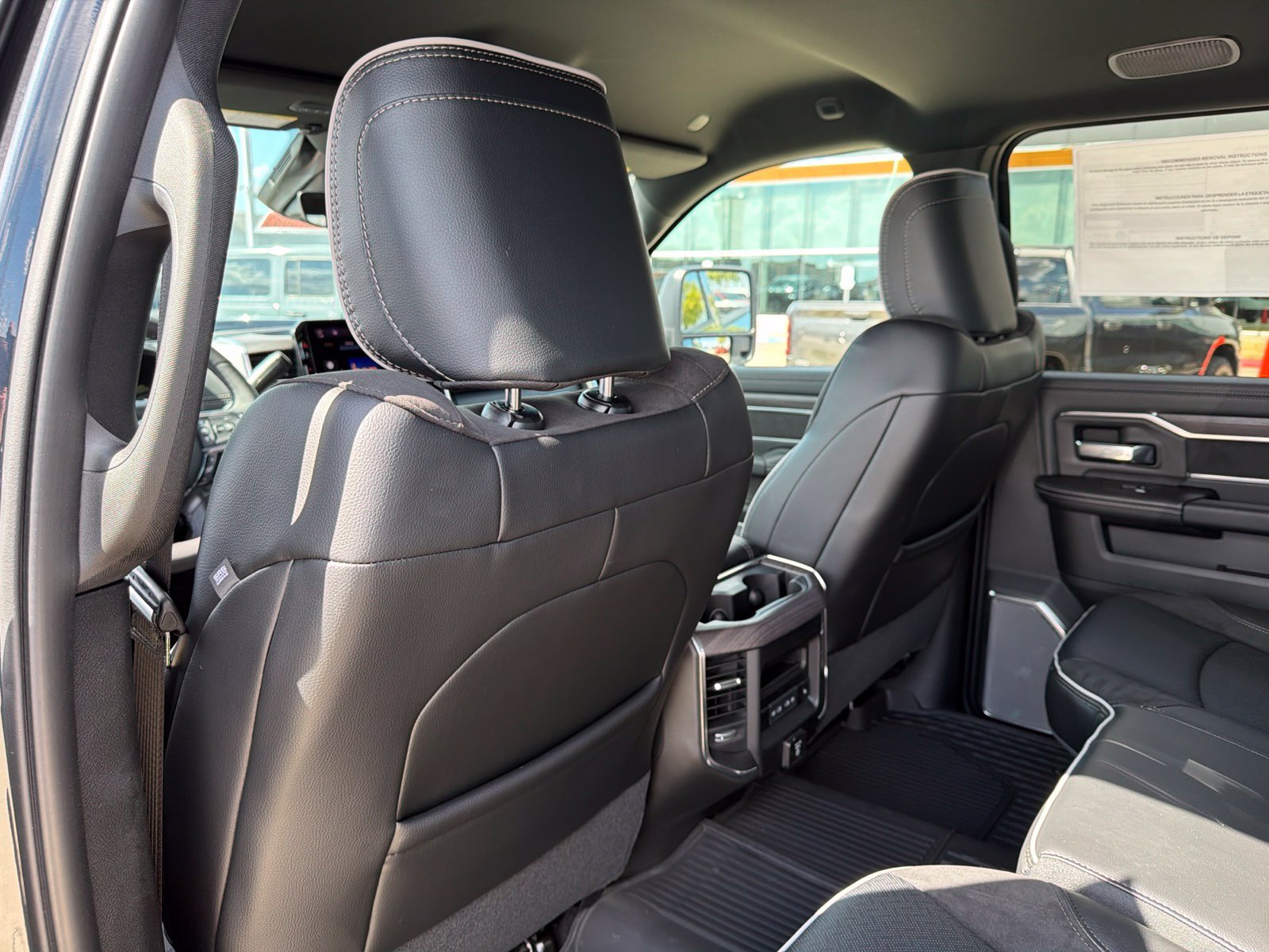 New 2027 RAM 2500 Laramie AWD/4WD image 16