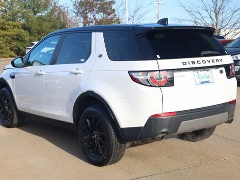 Used 2017 Land Rover Discovery Sport SE image 6