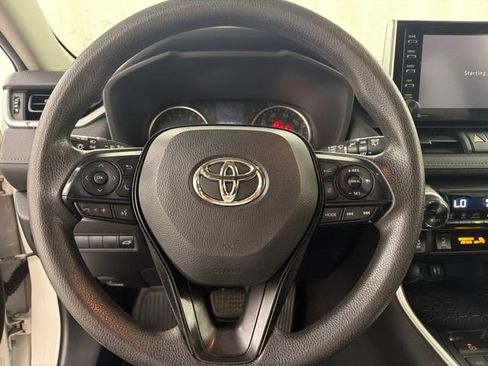 Used 2019 Toyota RAV4 XLE w/ Convenience Package AWD/4WD image 11
