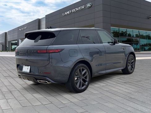 New 2026 Land Rover Range Rover Sport Dynamic SE AWD/4WD image 5