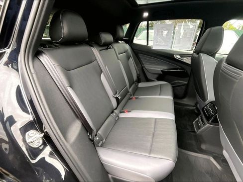 Certified 2023 Volkswagen ID.4 Pro S Plus image 20