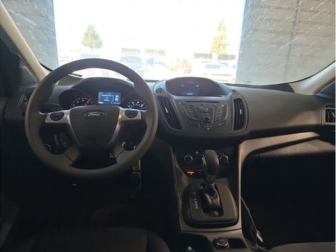 Used 2015 Ford Escape S image 16