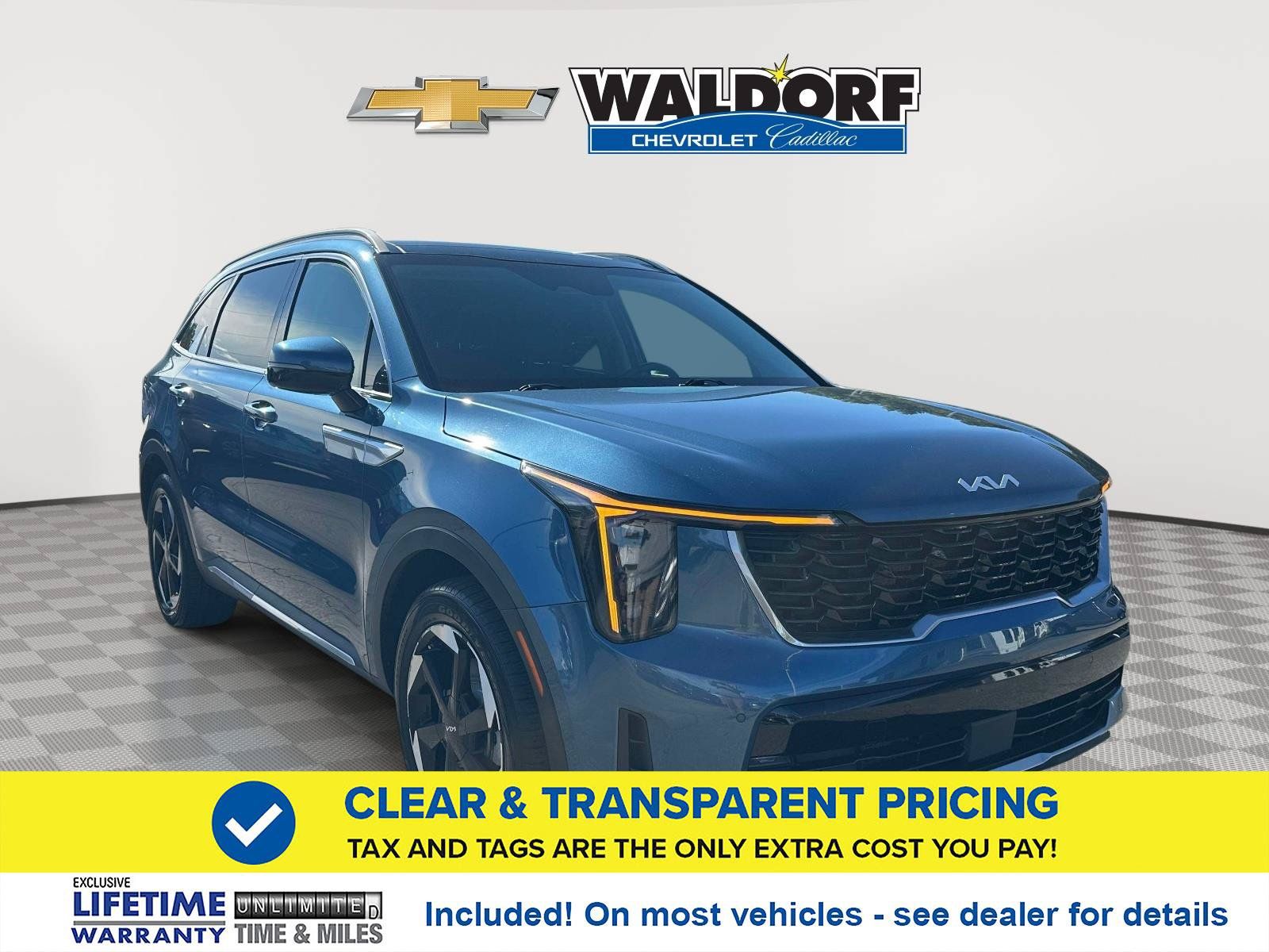 Used 2025 Kia Sorento EX AWD/4WD image 1