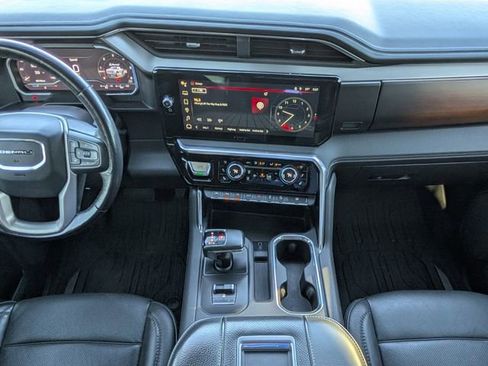 Used 2022 GMC Sierra 1500 Denali w/ Denali Reserve Package image 7