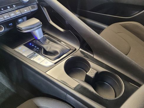 Used 2023 Hyundai Elantra SEL w/ Convenience Package image 26