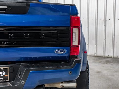 Used 2022 Ford F350 Platinum w/ FX4 Off-Road Package AWD/4WD image 53