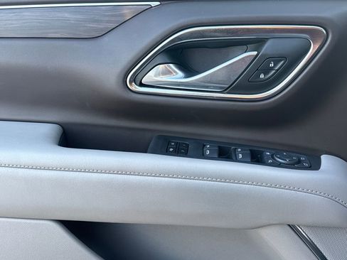 Used 2024 Chevrolet Tahoe Z71 w/ Z71 Off-Road Package image 19