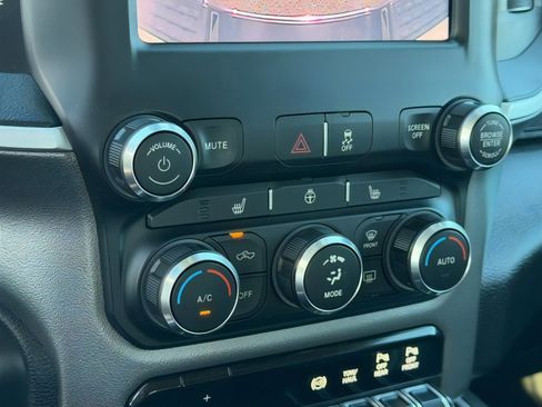 Used 2020 RAM 2500 Big Horn w/ Level 2 Equipment Group image 20