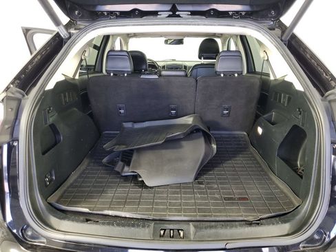 Used 2019 Ford Edge SEL w/ Equipment Group 201A FWD image 32