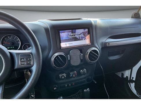 Used 2012 Jeep Wrangler Sport AWD/4WD image 9