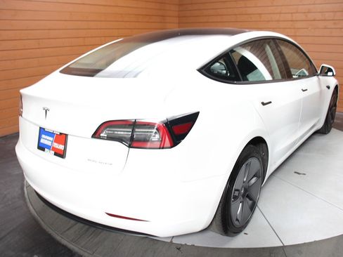 Used 2022 Tesla Model 3 Long Range image 17