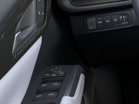 New 2026 Chevrolet Traverse High Country w/ LPO, Floor Liner Package AWD/4WD image 22