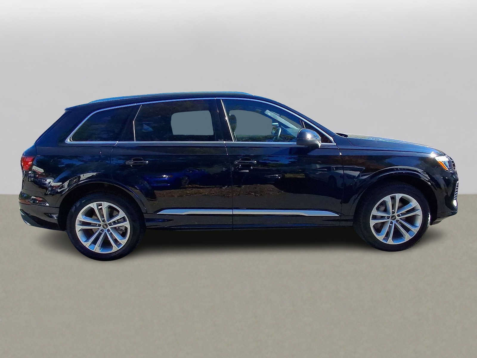 Used 2026 Audi Q7 2.0T Premium Plus AWD/4WD image 32