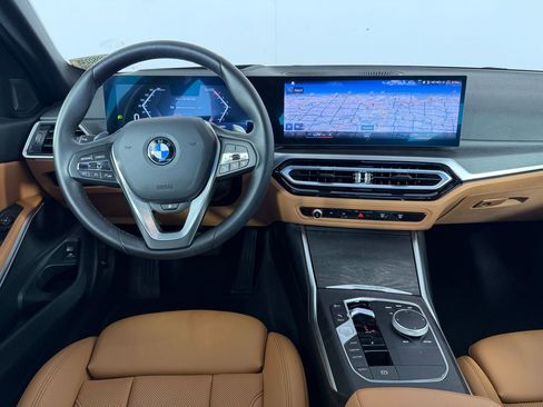 Used 2023 BMW 330i Sedan w/ Premium Package image 33