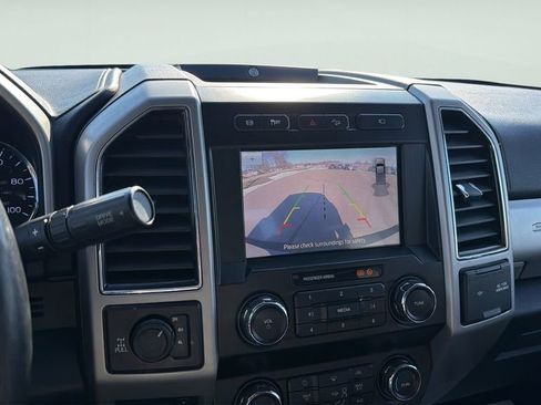 Used 2021 Ford F350 Lariat w/ Chrome Package image 29