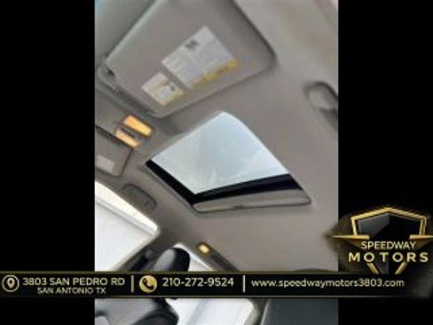 Used 2017 INFINITI QX80 2WD w/ Driver Assistance Package image 13