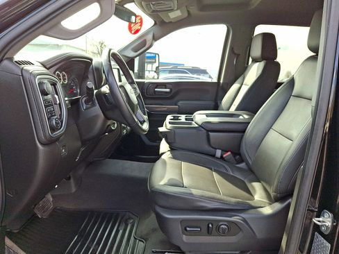 Used 2020 Chevrolet Silverado 2500 LTZ w/ Snow Plow Prep/Camper Package image 13