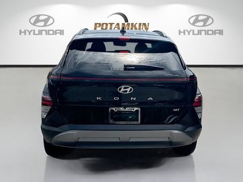 Certified 2026 Hyundai Kona SEL Premium FWD image 6