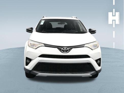 Used 2016 Toyota RAV4 SE FWD image 2
