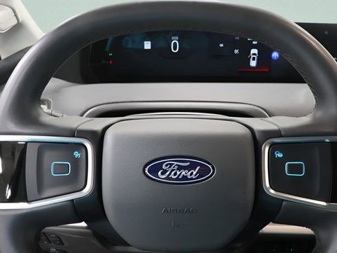 Used 2025 Ford Expedition Max Active image 14