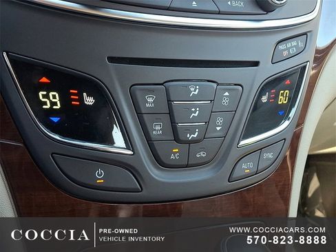 Used 2015 Buick Regal Premium w/ Experience Buick Package image 16