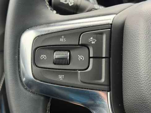 Used 2024 Chevrolet Blazer LT w/ Sound & Technology Package FWD image 21