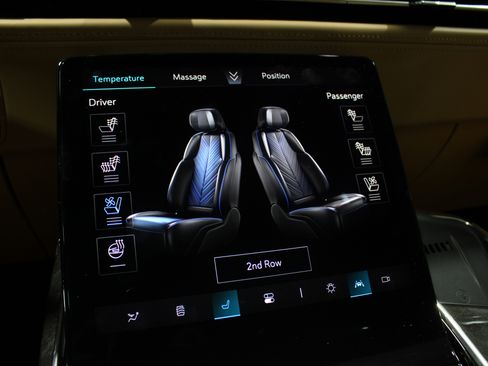 New 2025 Cadillac Escalade IQ Luxury 2 image 25