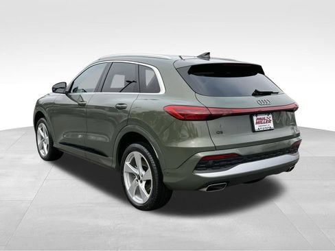 Used 2025 Audi Q5 Premium Plus w/ Premium Plus AWD/4WD image 5