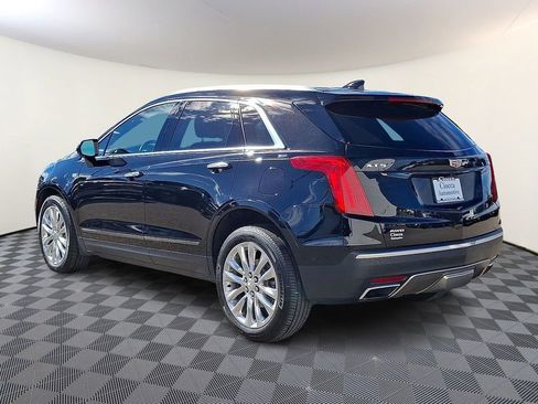Used 2017 Cadillac XT5 Platinum w/ Driver Assist Package image 4