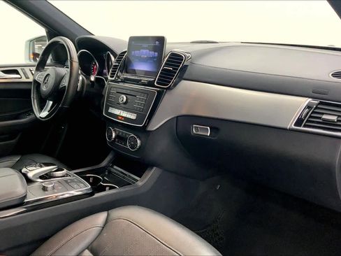 Used 2019 Mercedes-Benz GLS 450 4MATIC image 10