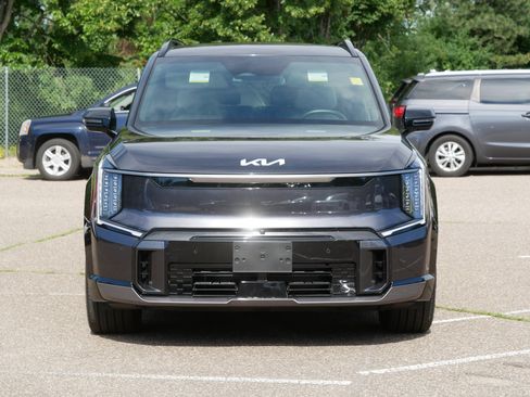 Used 2024 Kia EV9 GT-Line AWD/4WD image 2