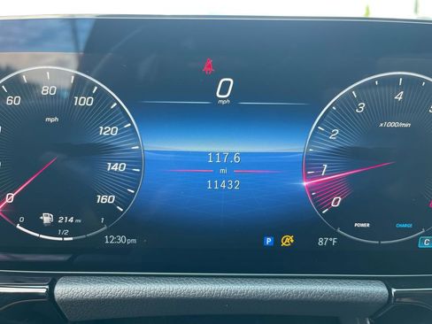 Used 2025 Mercedes-Benz GLA 250 image 24