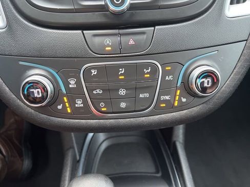 Used 2023 Chevrolet Malibu LT image 29