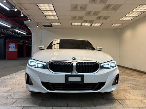 Used 2023 BMW 330i xDrive Sedan w/ Driving Assistance Package AWD/4WD image 3