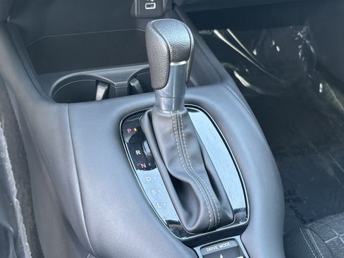 Used 2025 Honda HR-V LX image 22