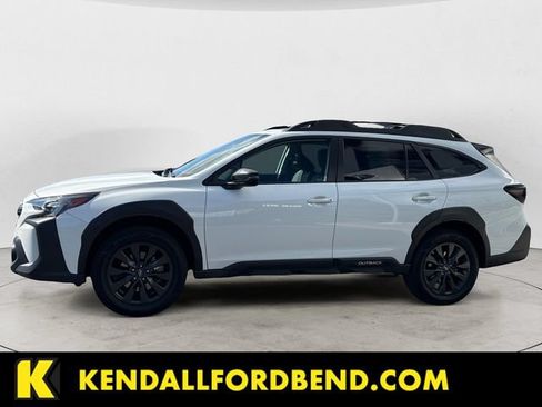 Used 2025 Subaru Outback Onyx Edition AWD/4WD image 2